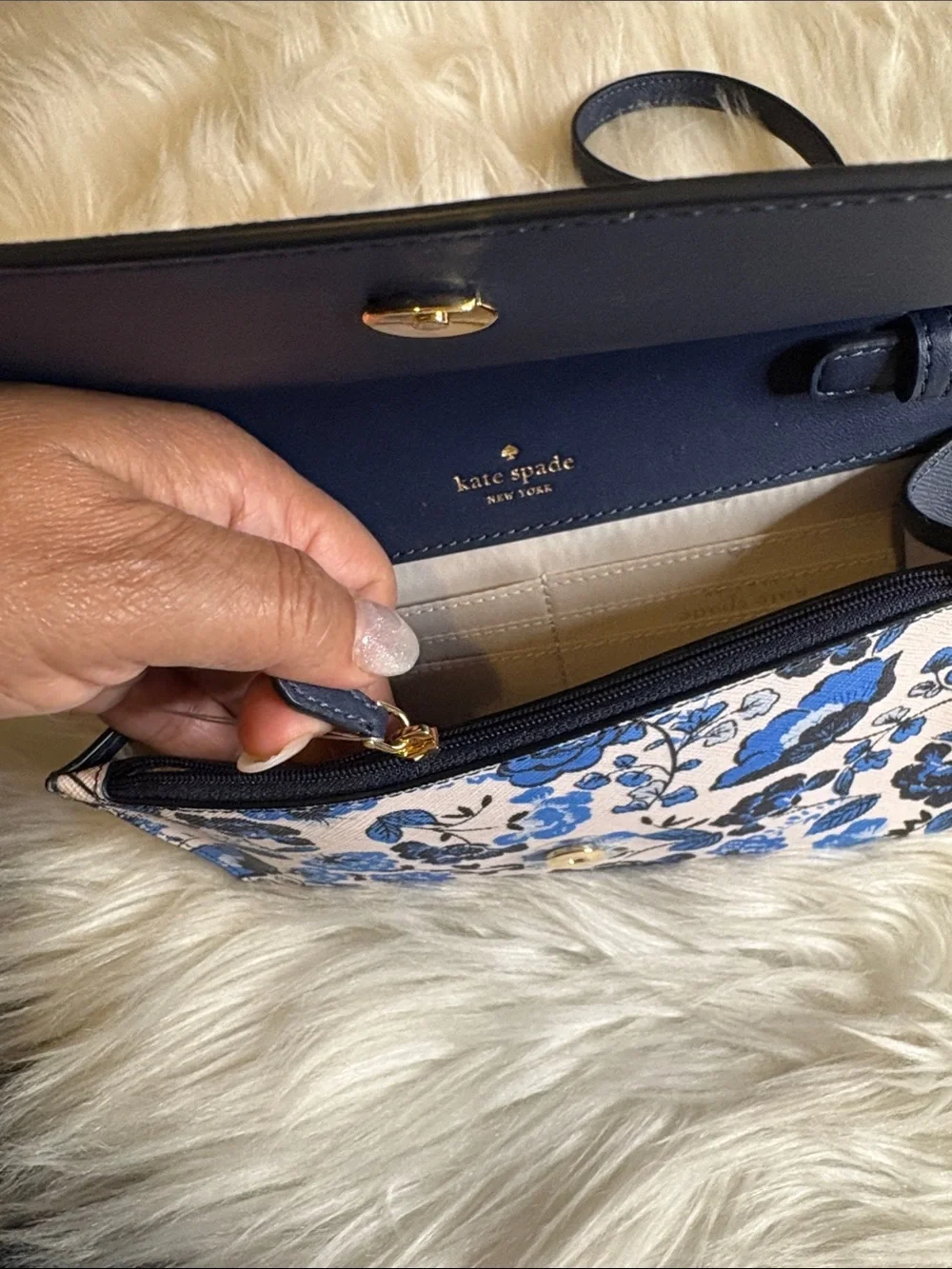 kate spade Blue and Black Vase Floral Crossbody wallet on a string Perry
